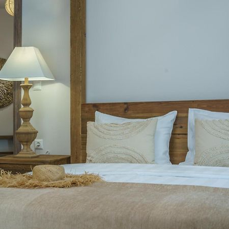 Moenia Luxury Apartment 伊拉克利翁 外观 照片